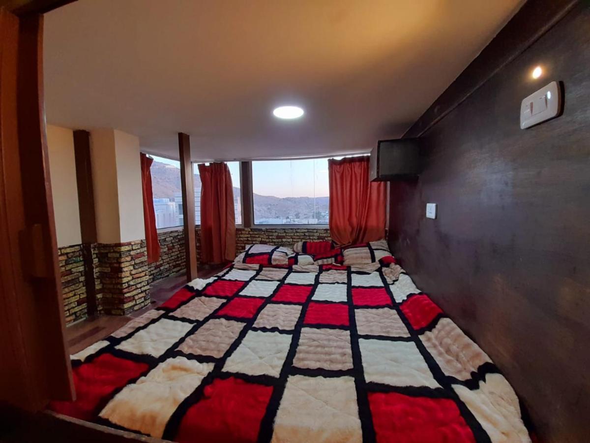 Petra Cabin Hostel Vádi Músza Kültér fotó